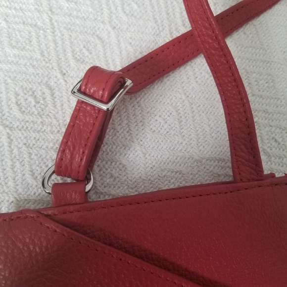 Crossbody red Bag - Picture 5 of 9